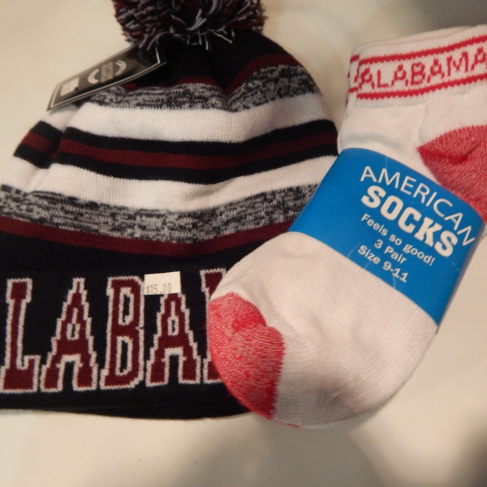 Alabama Knit Hat w matching Socks